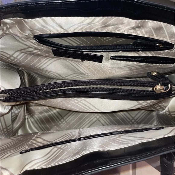 London fog tote black croco - Picture 5 of 7